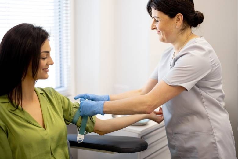 Exame de fertilidade feminina: quais e onde fazer | Agendar